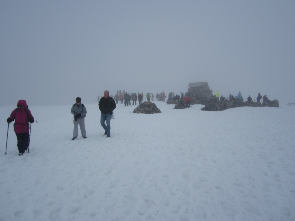 Looking back towards summit... Spot the emergency shelter on the right...
